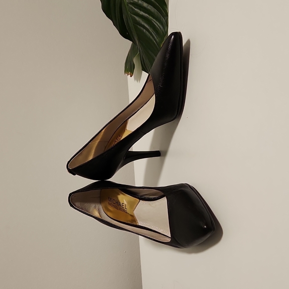 👠 Michael Kors Dorothy flex pump / high heels/ talon haut - Picture 1 of 5